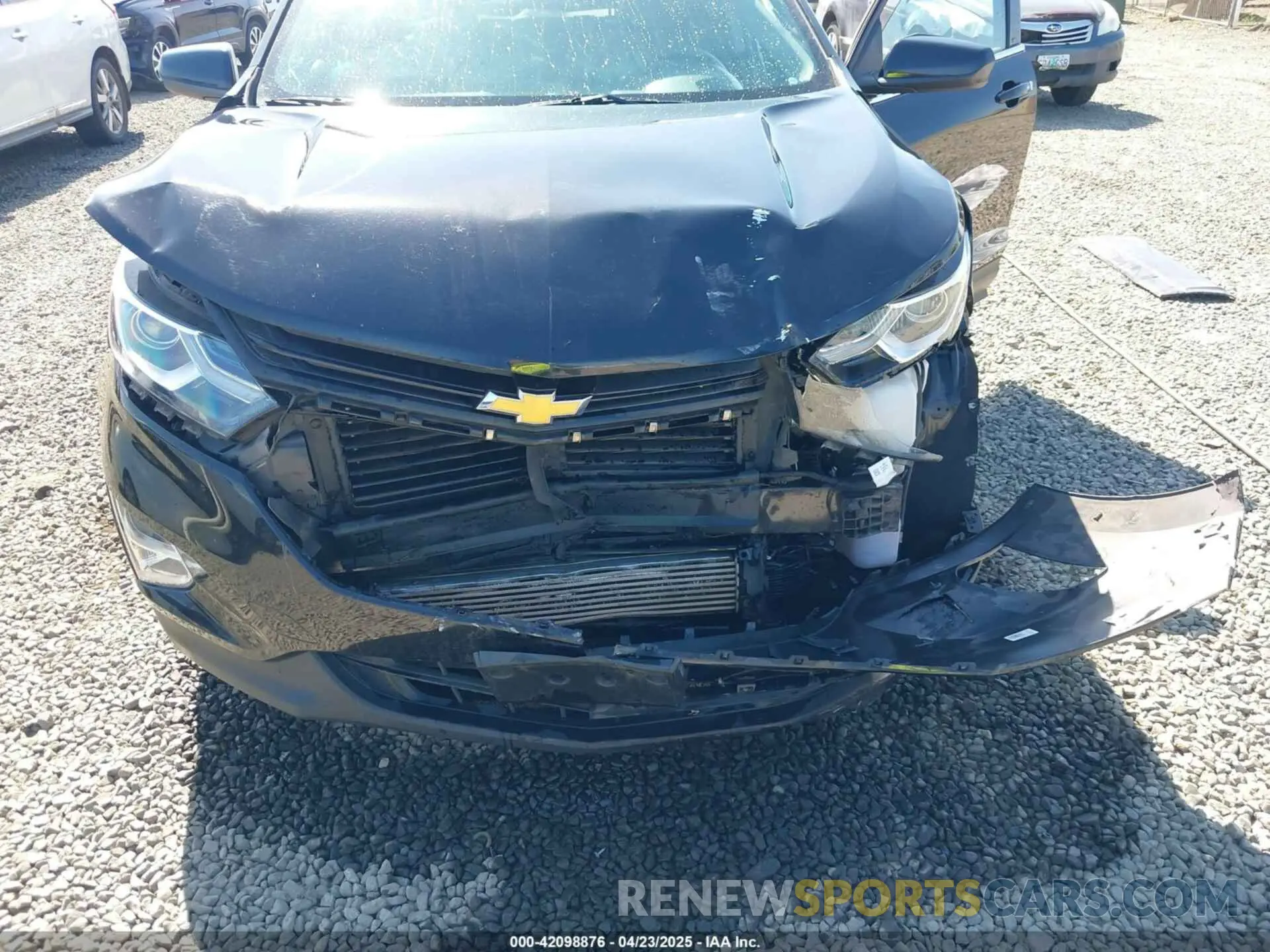 6 Photograph of a damaged car 2GNAXKEV8K6163335 CHEVROLET EQUINOX 2019