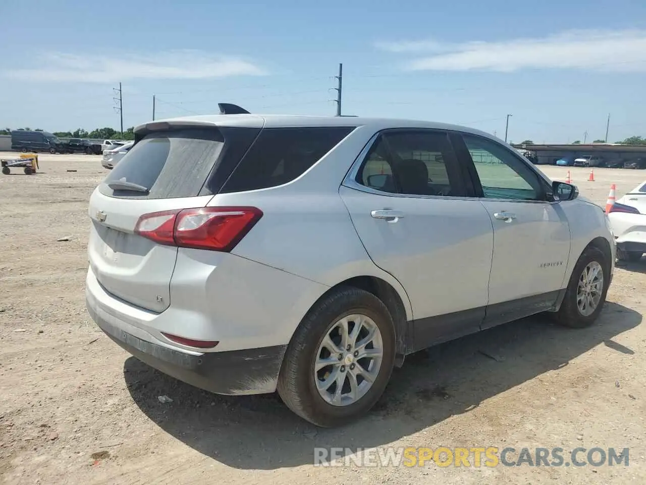 3 Photograph of a damaged car 2GNAXKEV8K6303920 CHEVROLET EQUINOX 2019