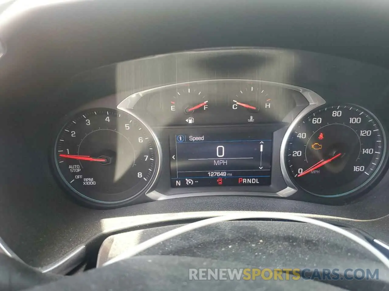 9 Photograph of a damaged car 2GNAXKEV8K6303920 CHEVROLET EQUINOX 2019