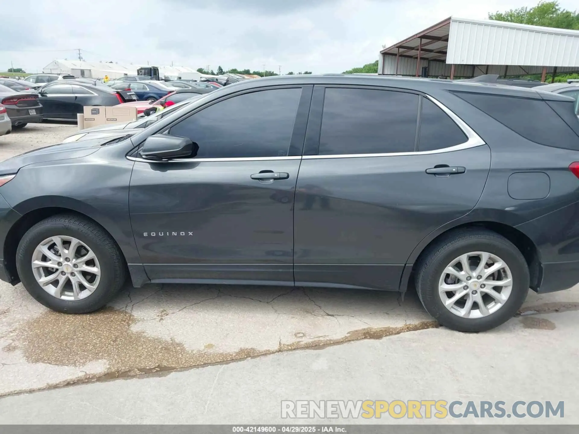 14 Photograph of a damaged car 2GNAXKEV9K6130490 CHEVROLET EQUINOX 2019