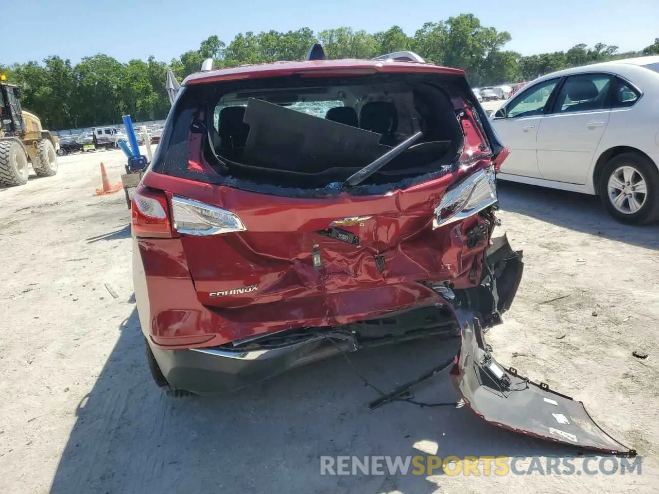 6 Photograph of a damaged car 2GNAXKEV9K6142722 CHEVROLET EQUINOX 2019