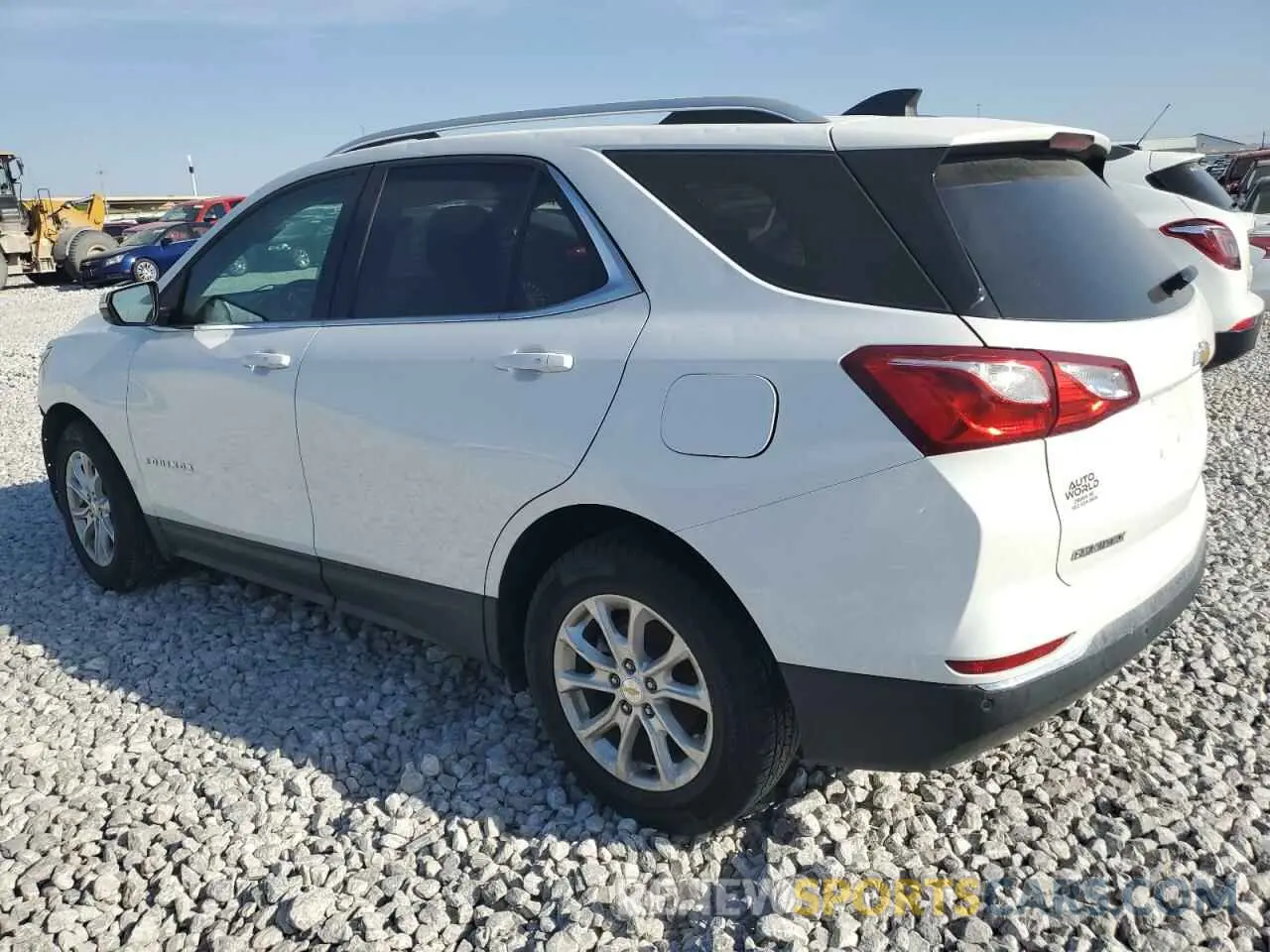 2 Photograph of a damaged car 2GNAXKEV9K6147788 CHEVROLET EQUINOX 2019