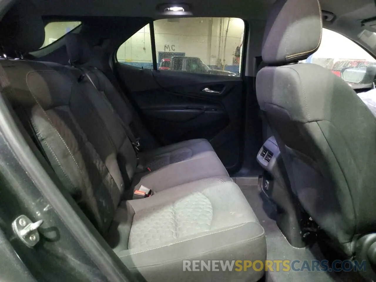 11 Photograph of a damaged car 2GNAXKEV9K6158841 CHEVROLET EQUINOX 2019