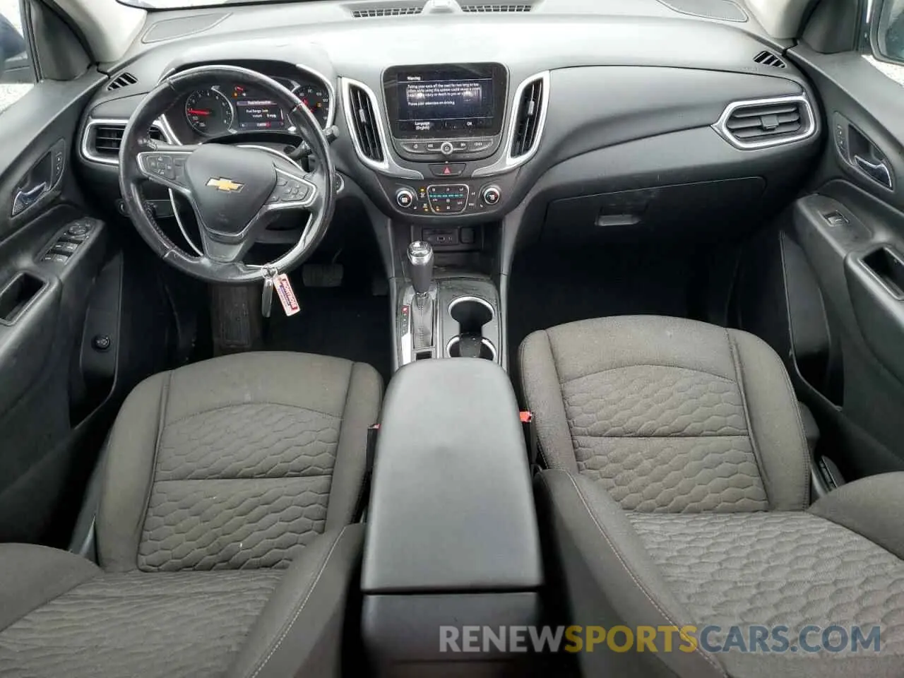 8 Photograph of a damaged car 2GNAXKEV9K6164350 CHEVROLET EQUINOX 2019