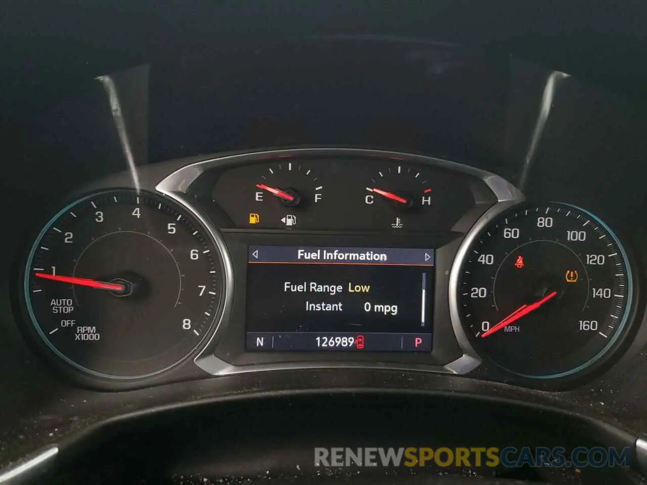 9 Photograph of a damaged car 2GNAXKEV9K6164350 CHEVROLET EQUINOX 2019
