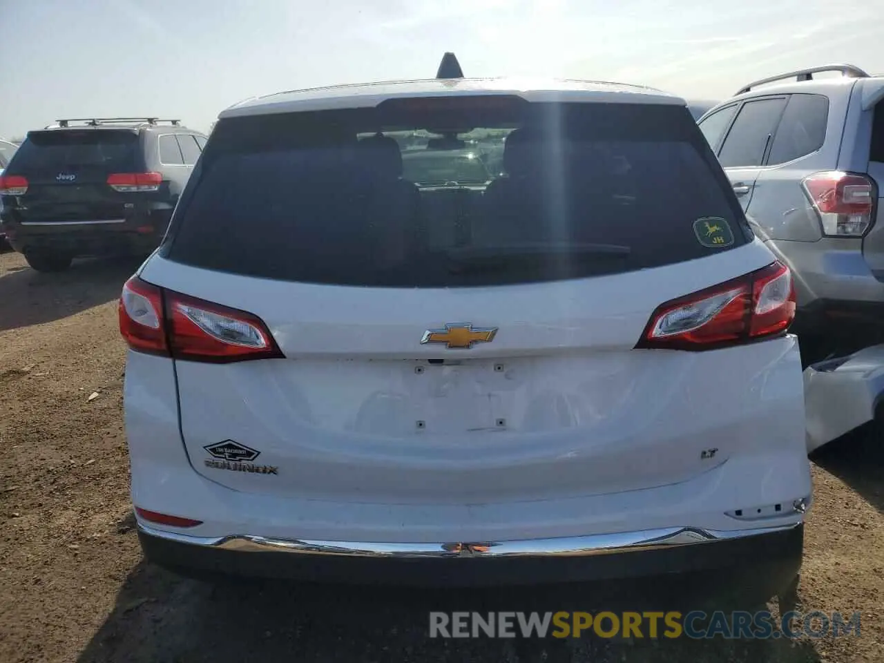 6 Photograph of a damaged car 2GNAXKEV9K6173064 CHEVROLET EQUINOX 2019