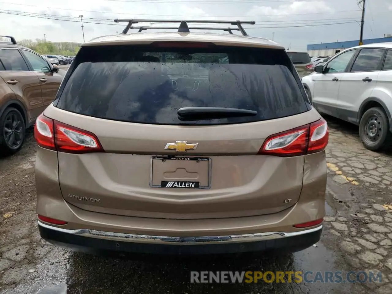 6 Photograph of a damaged car 2GNAXKEV9K6173288 CHEVROLET EQUINOX 2019