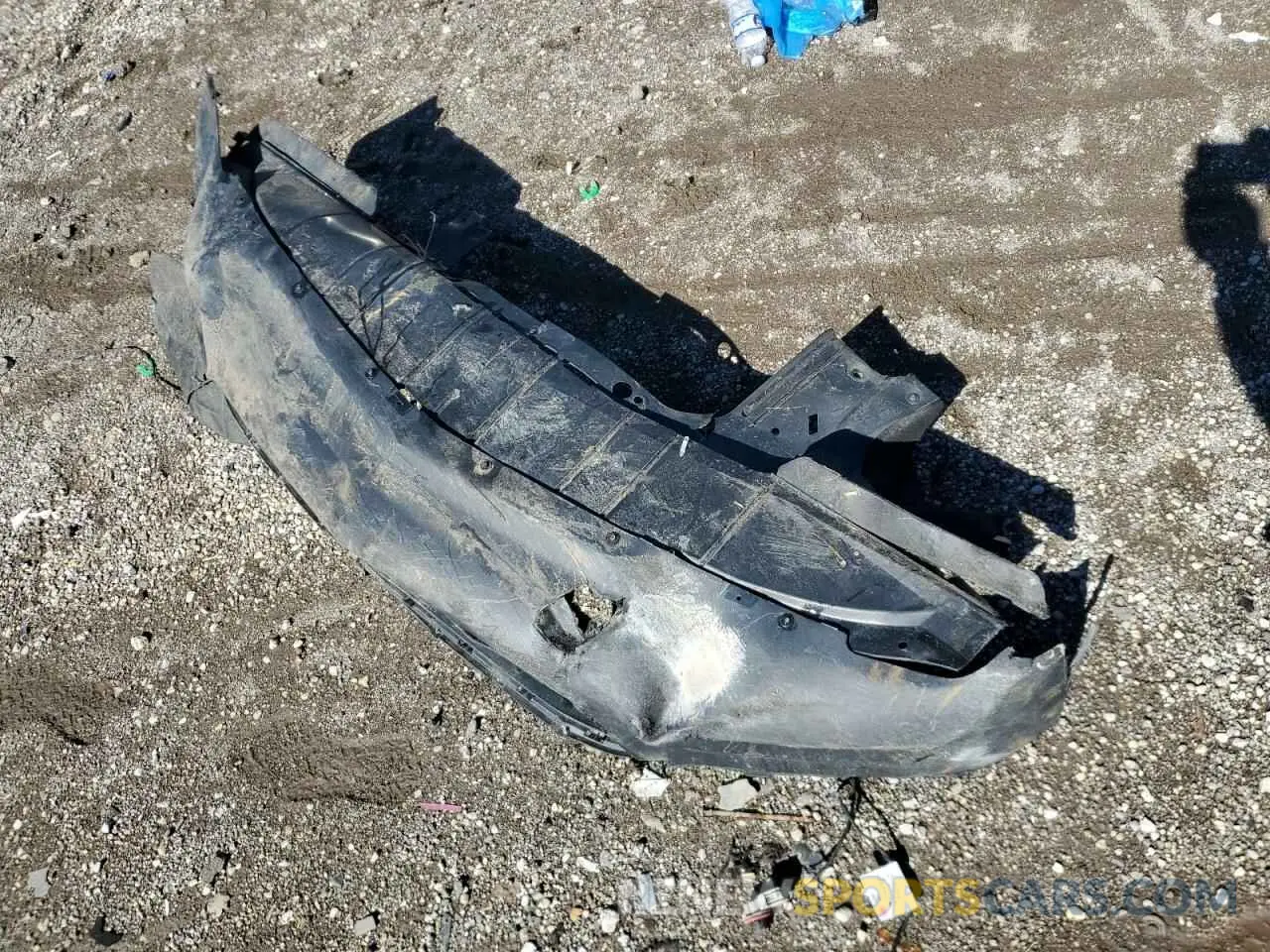 13 Photograph of a damaged car 2GNAXKEV9K6186400 CHEVROLET EQUINOX 2019