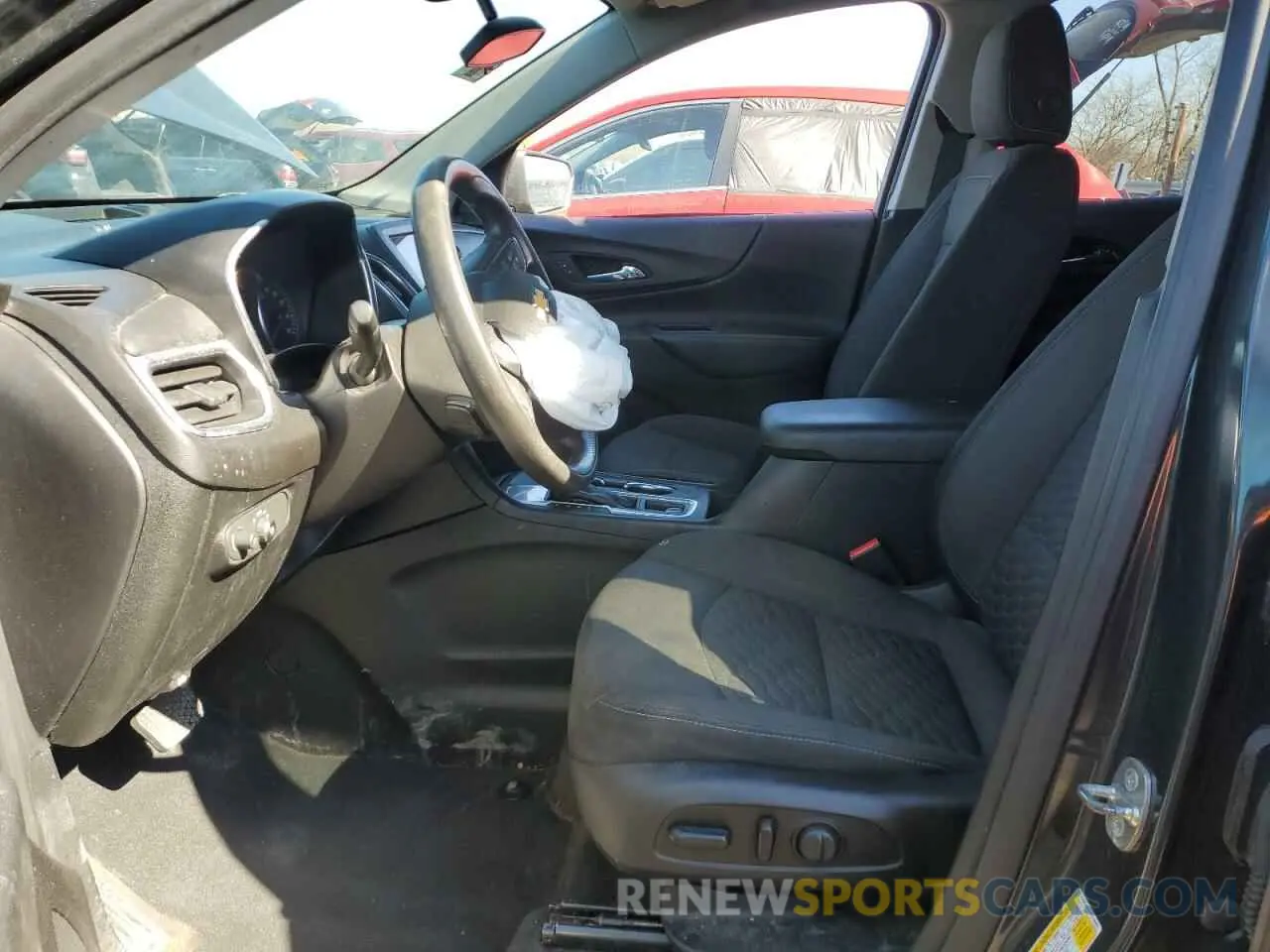 7 Photograph of a damaged car 2GNAXKEV9K6186400 CHEVROLET EQUINOX 2019