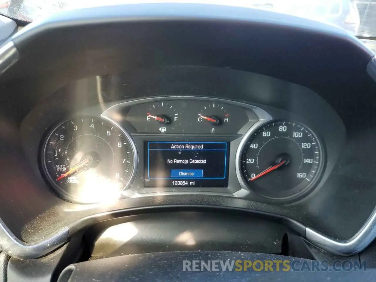 9 Photograph of a damaged car 2GNAXKEV9K6186400 CHEVROLET EQUINOX 2019