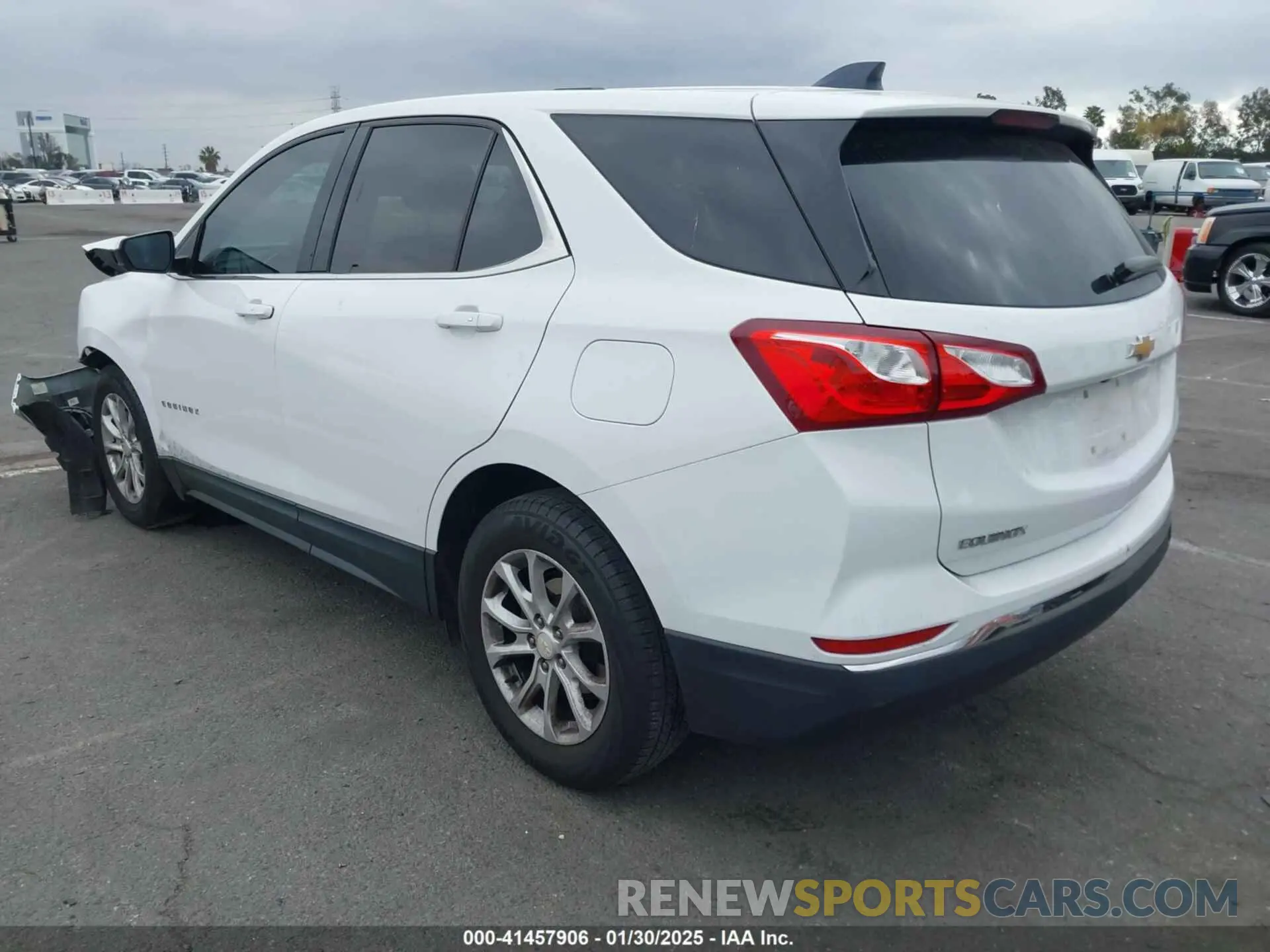 3 Photograph of a damaged car 2GNAXKEV9K6186669 CHEVROLET EQUINOX 2019
