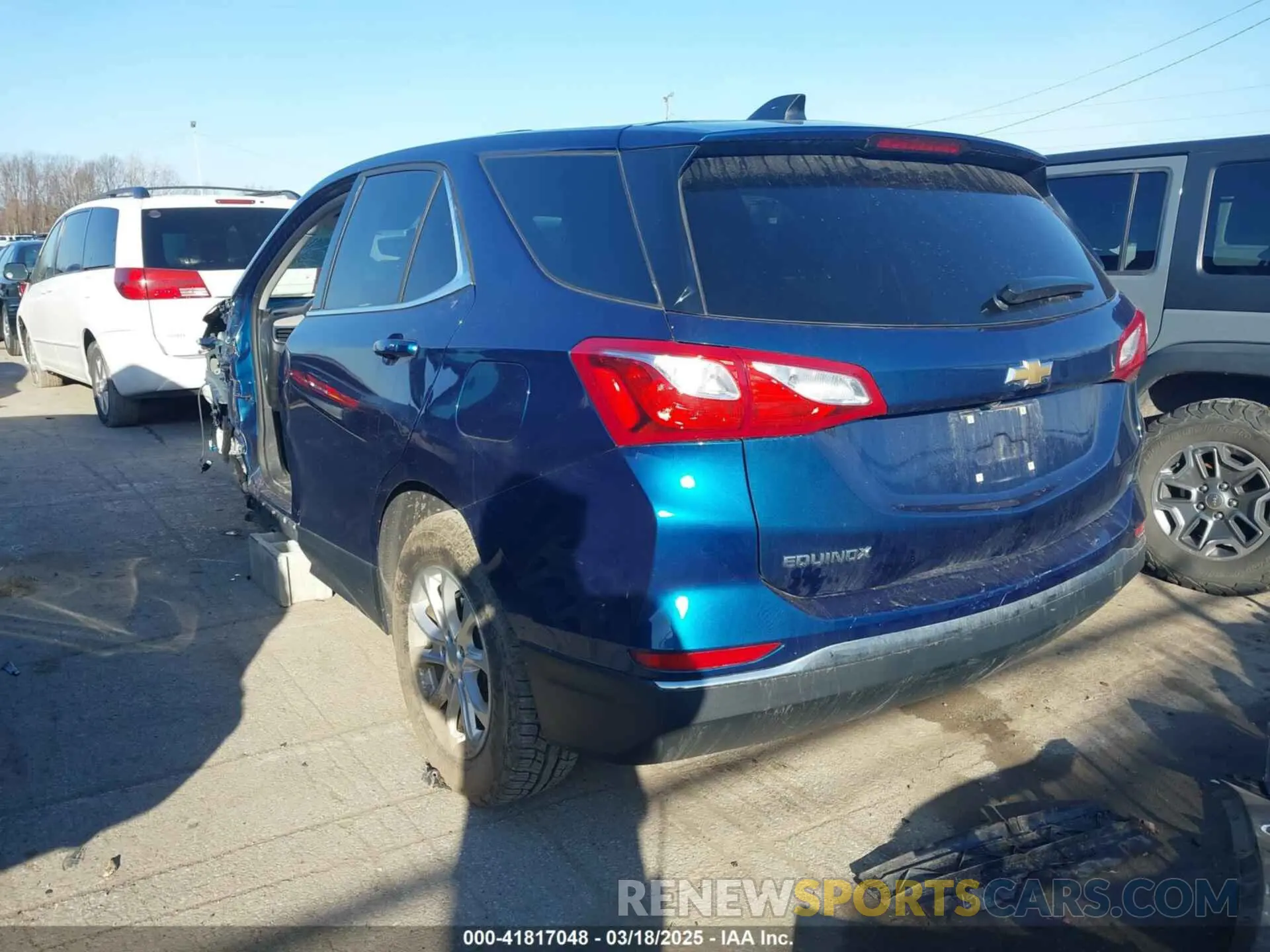 3 Photograph of a damaged car 2GNAXKEV9K6187983 CHEVROLET EQUINOX 2019