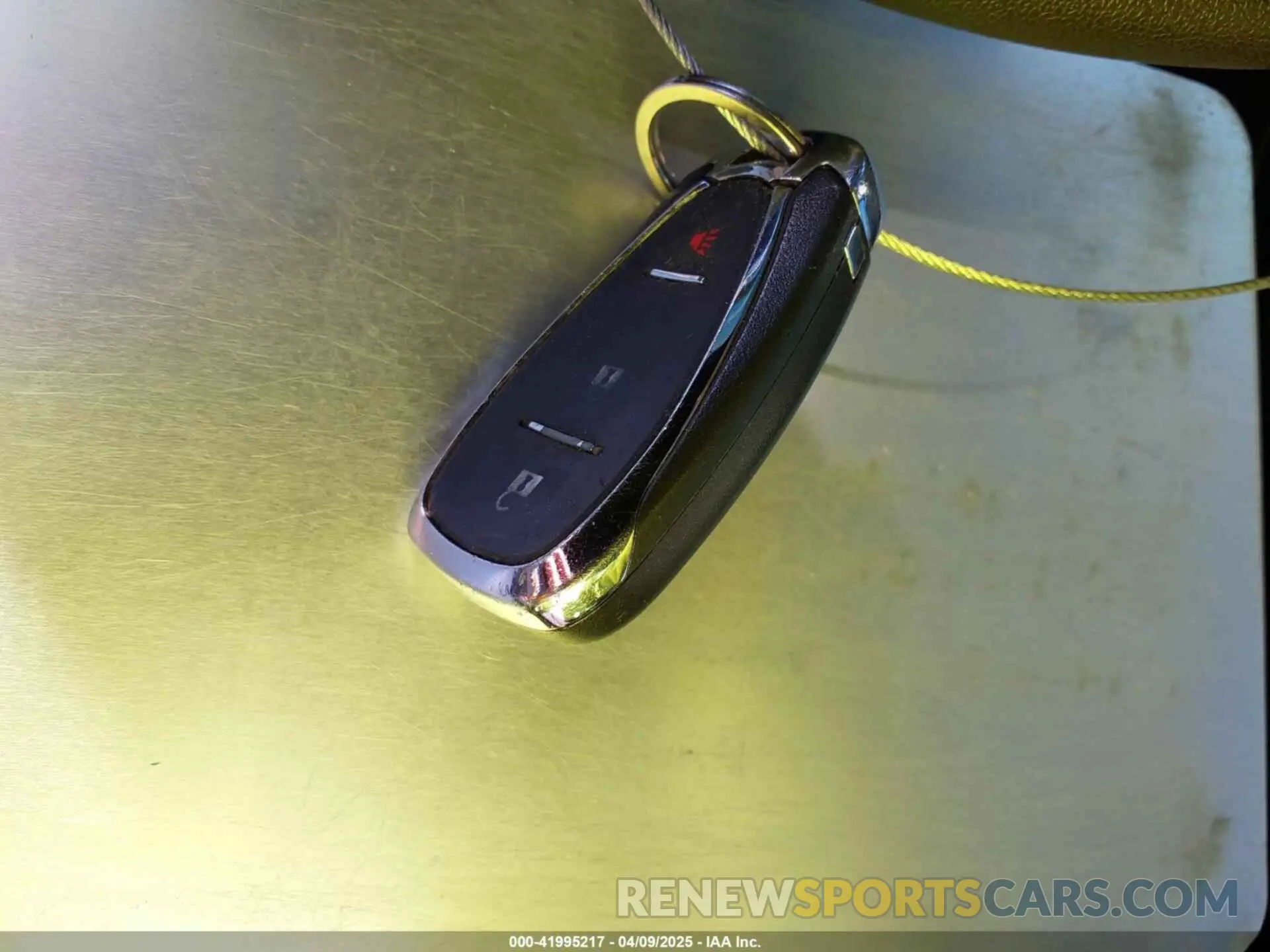 11 Photograph of a damaged car 2GNAXKEV9K6197087 CHEVROLET EQUINOX 2019