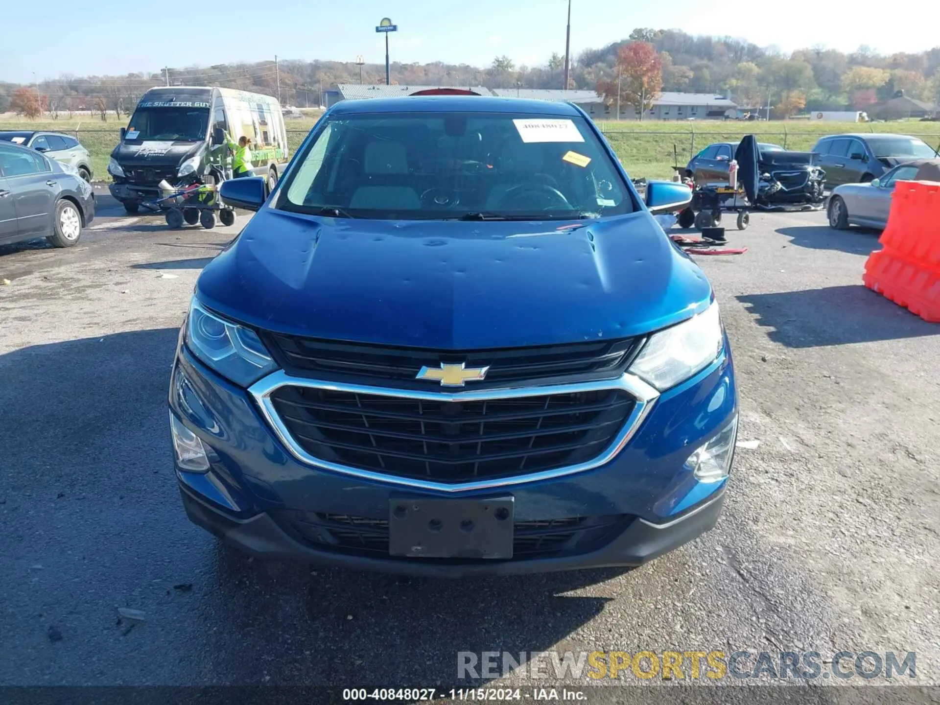 12 Photograph of a damaged car 2GNAXKEV9K6205320 CHEVROLET EQUINOX 2019