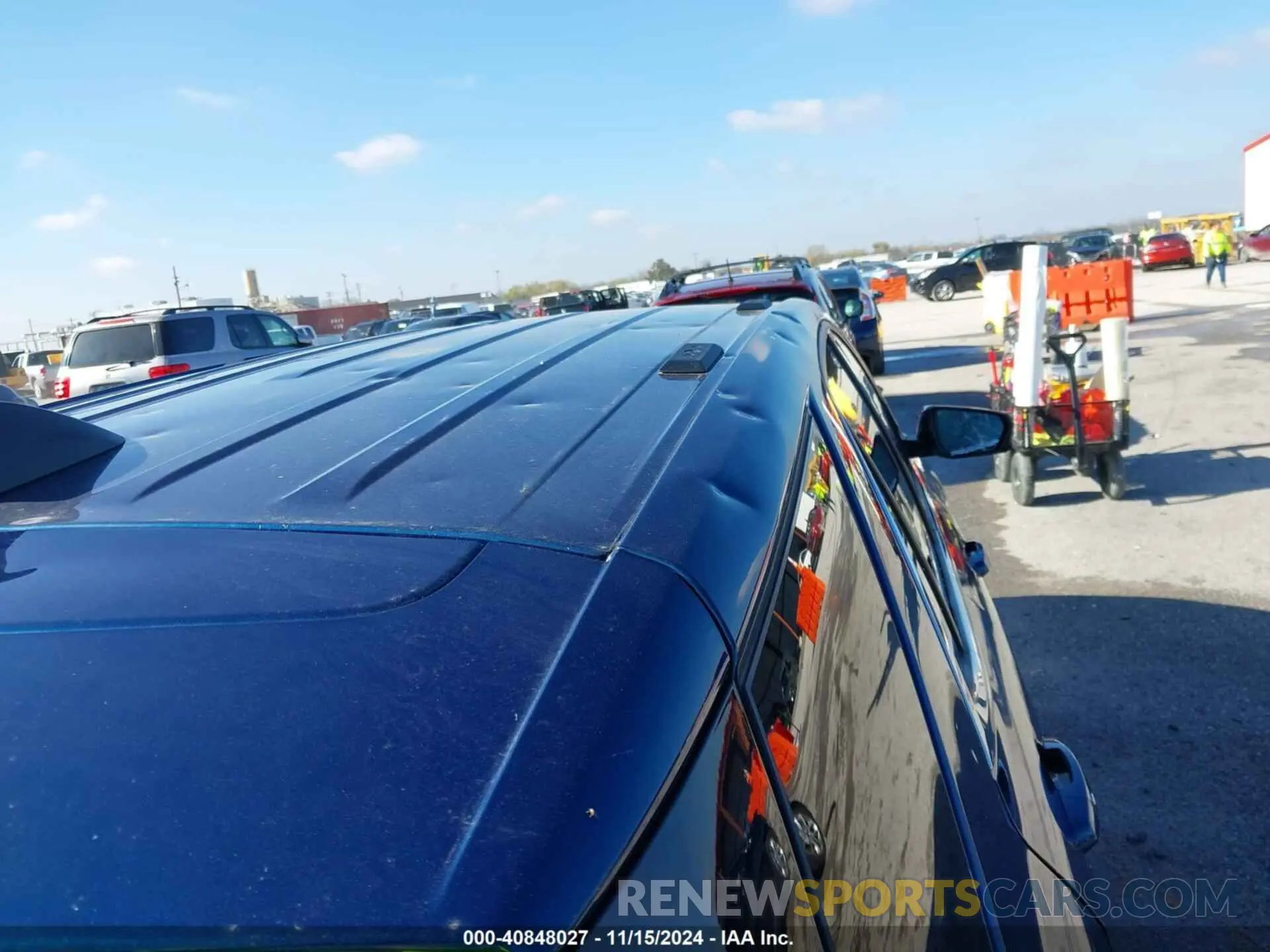19 Photograph of a damaged car 2GNAXKEV9K6205320 CHEVROLET EQUINOX 2019