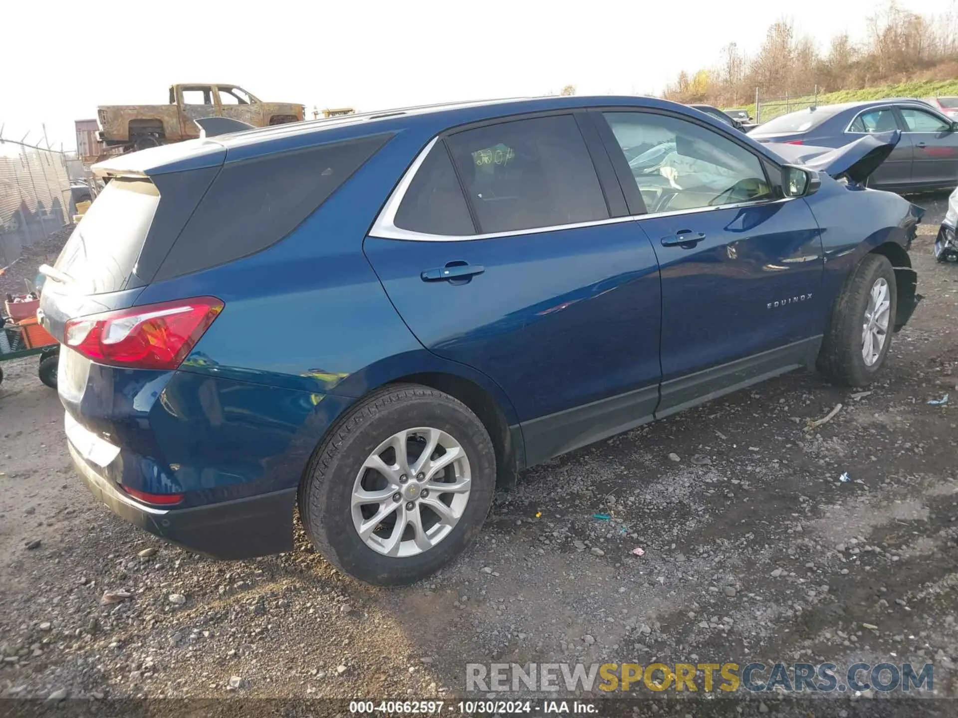 4 Photograph of a damaged car 2GNAXKEV9K6207780 CHEVROLET EQUINOX 2019