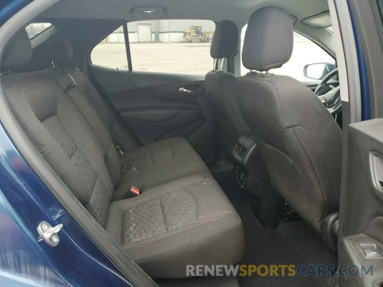 11 Photograph of a damaged car 2GNAXKEV9K6214549 CHEVROLET EQUINOX 2019