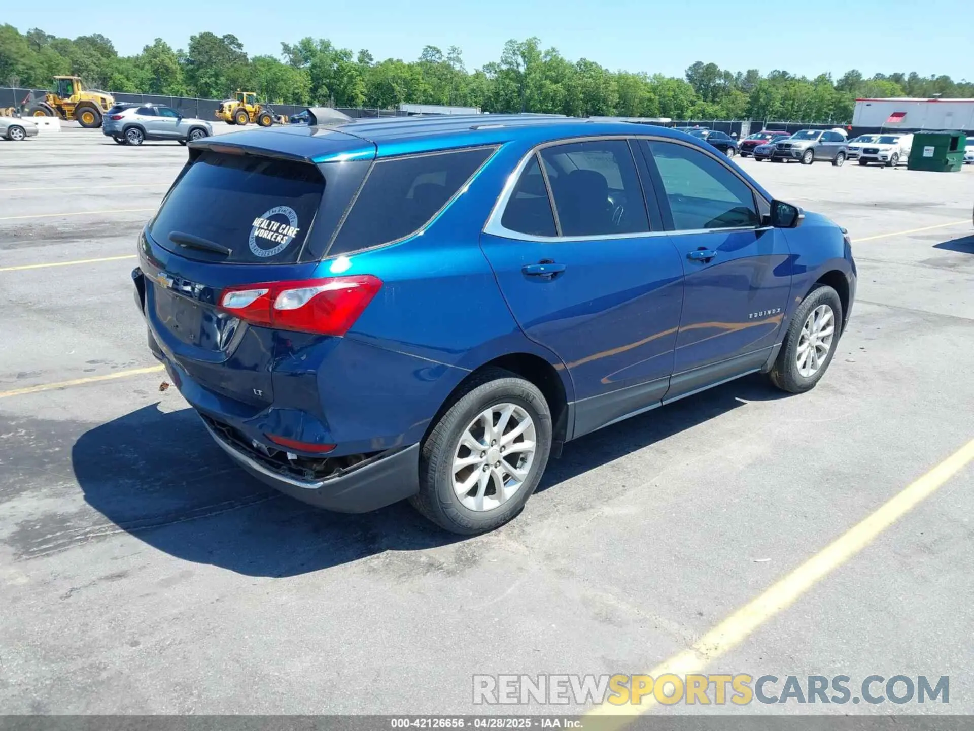 4 Photograph of a damaged car 2GNAXKEV9K6236308 CHEVROLET EQUINOX 2019