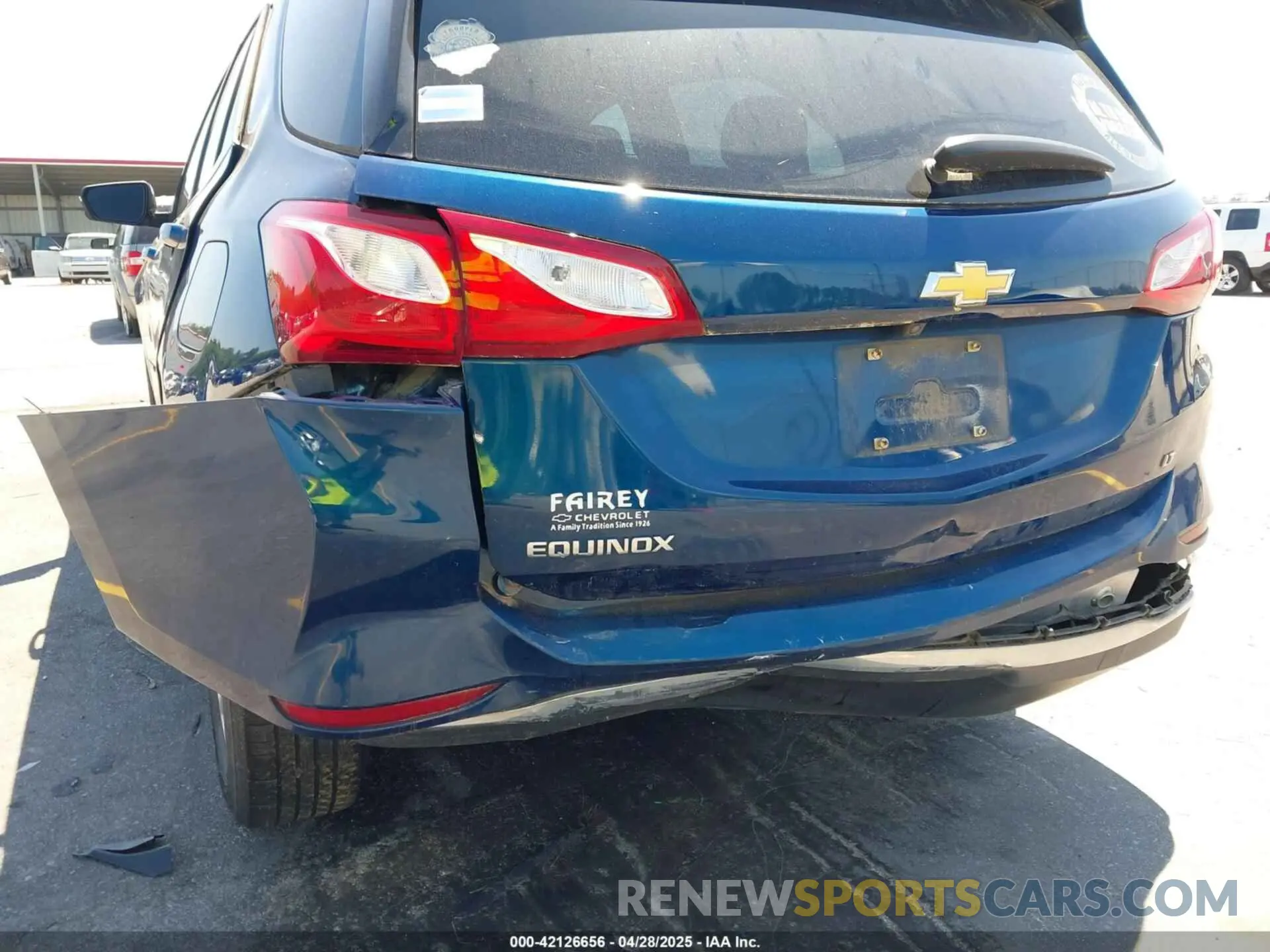 6 Photograph of a damaged car 2GNAXKEV9K6236308 CHEVROLET EQUINOX 2019