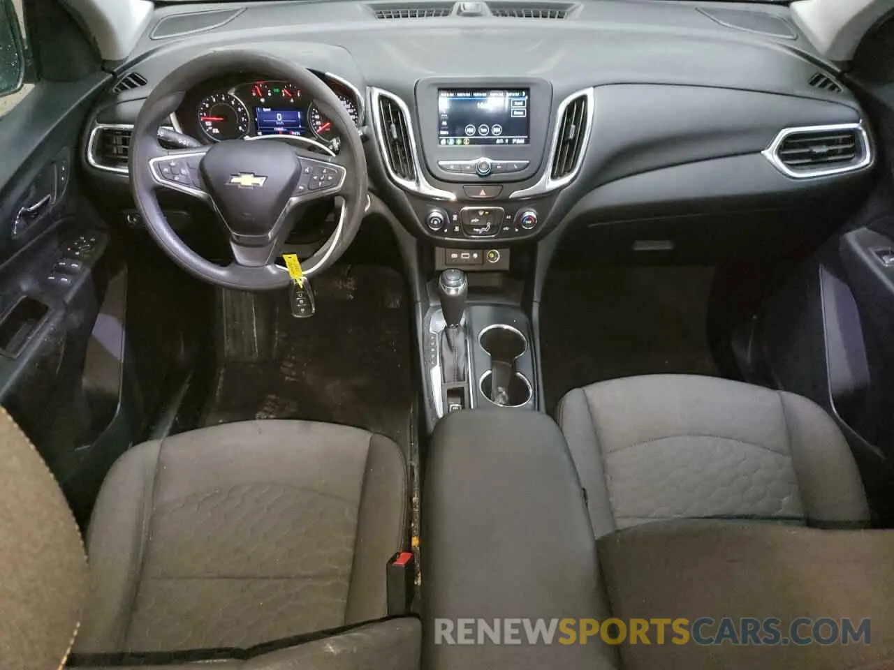 8 Photograph of a damaged car 2GNAXKEV9K6255537 CHEVROLET EQUINOX 2019