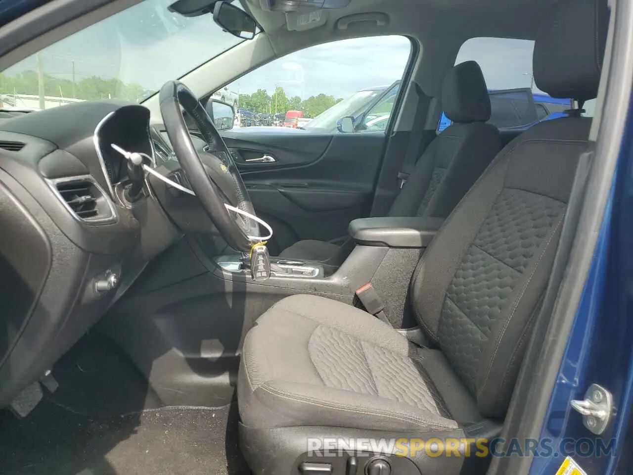 7 Photograph of a damaged car 2GNAXKEV9K6272063 CHEVROLET EQUINOX 2019