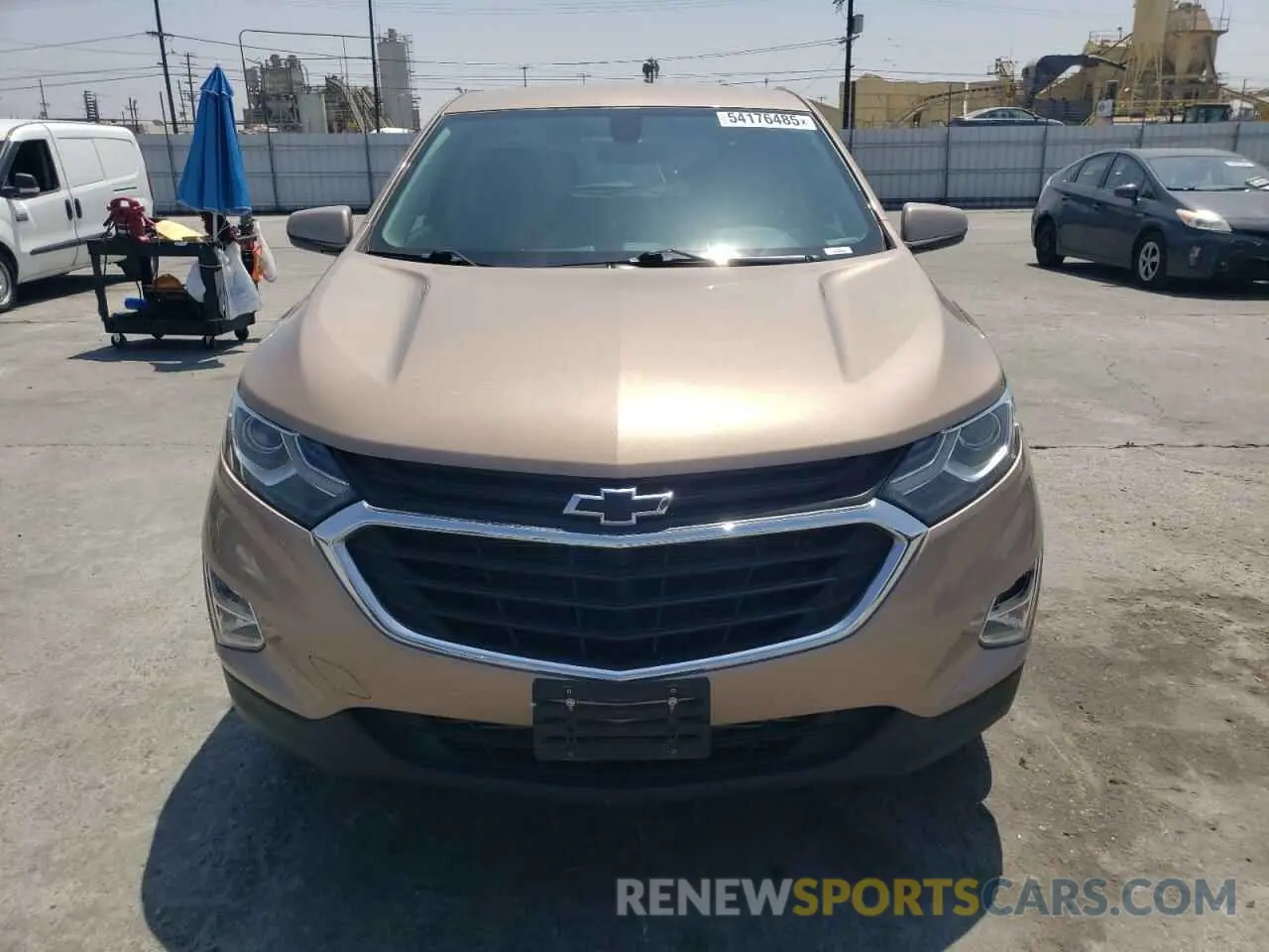 5 Photograph of a damaged car 2GNAXKEV9K6292524 CHEVROLET EQUINOX 2019