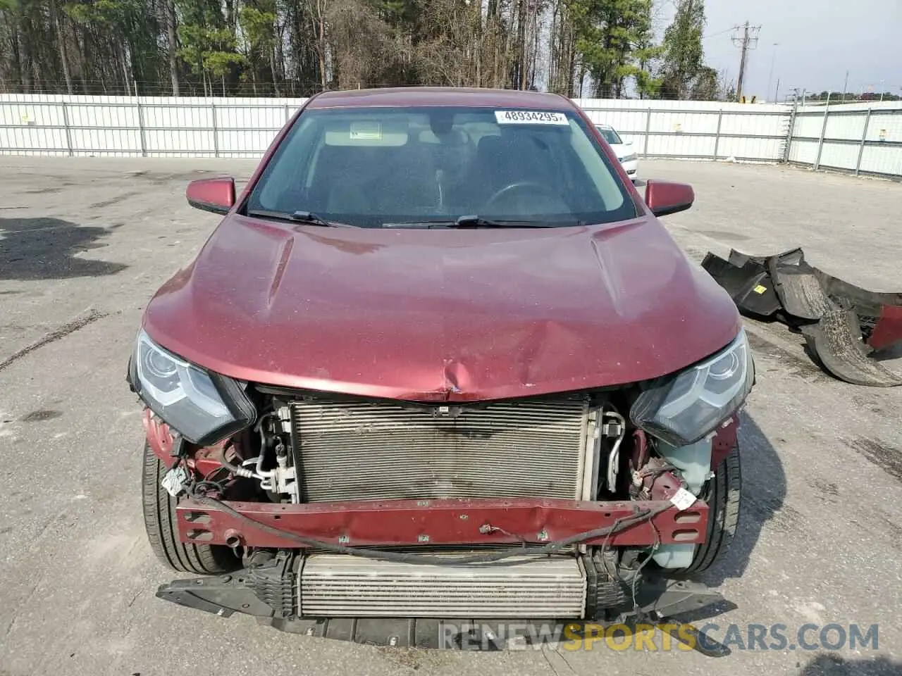 5 Photograph of a damaged car 2GNAXKEV9K6305546 CHEVROLET EQUINOX 2019