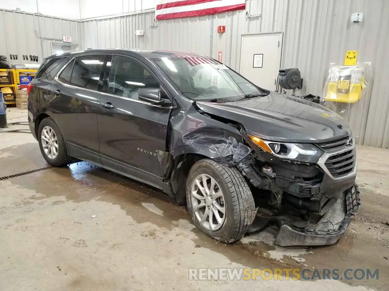 4 Photograph of a damaged car 2GNAXKEVXK6112757 CHEVROLET EQUINOX 2019
