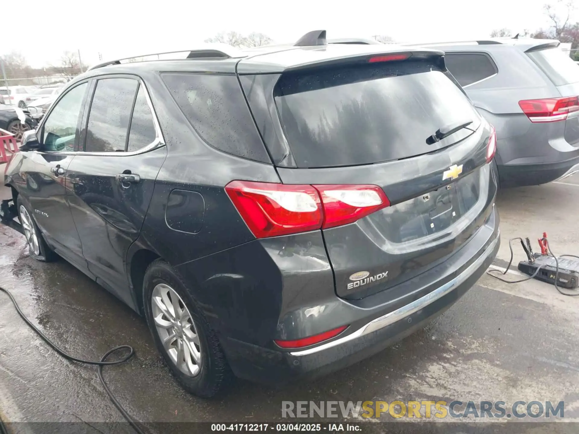 3 Photograph of a damaged car 2GNAXKEVXK6152191 CHEVROLET EQUINOX 2019
