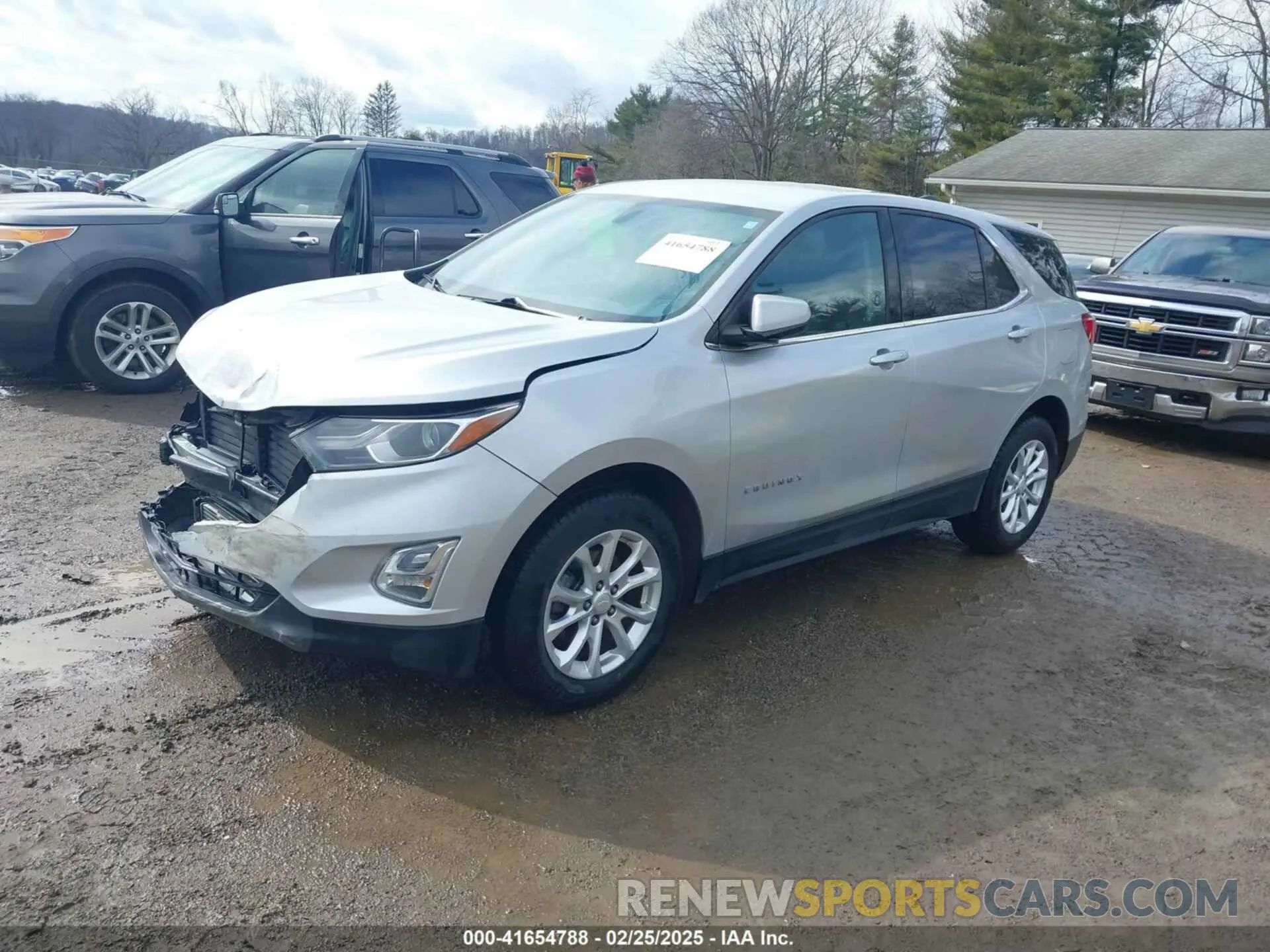 2 Photograph of a damaged car 2GNAXKEVXK6163031 CHEVROLET EQUINOX 2019