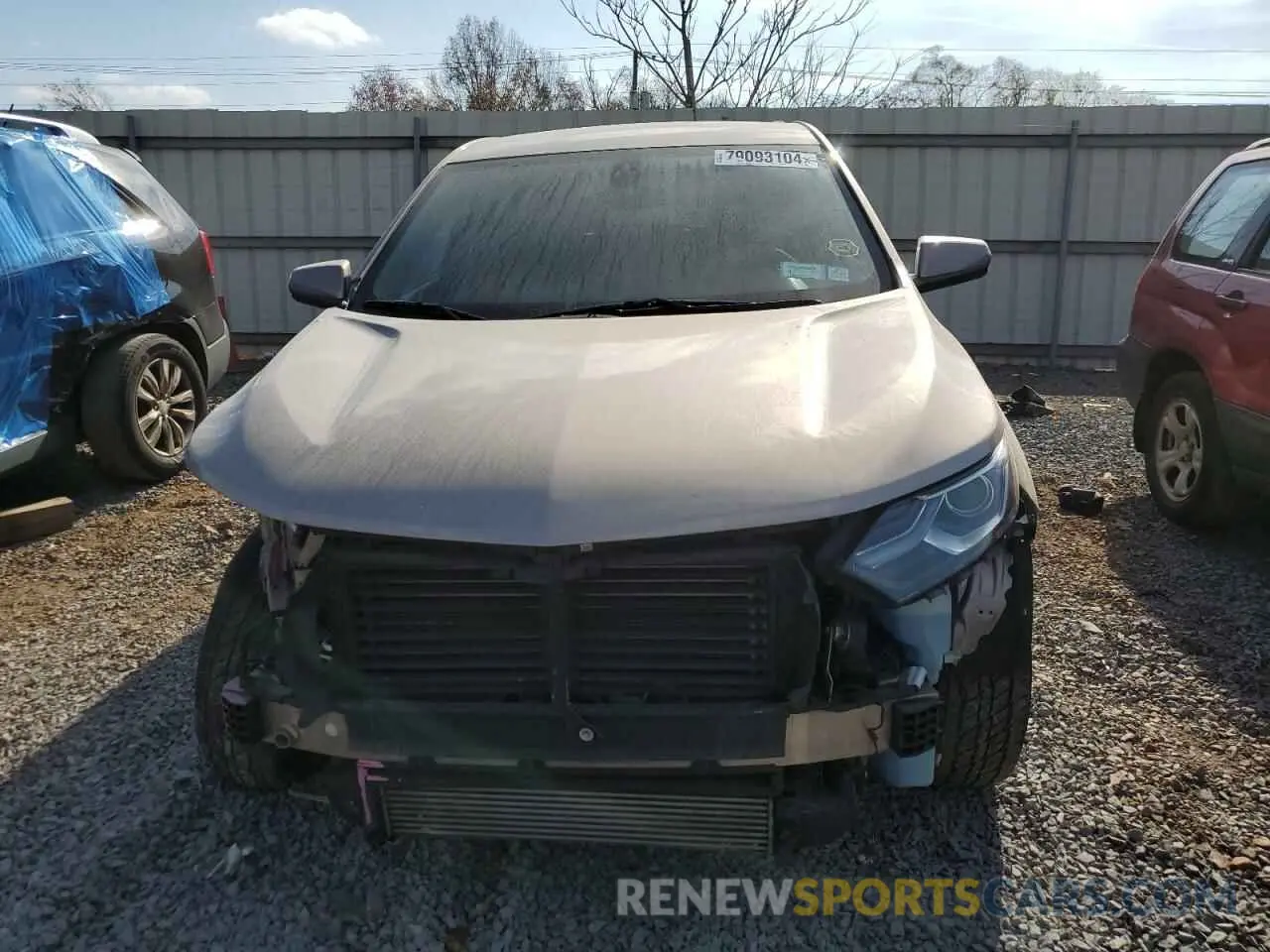 5 Photograph of a damaged car 2GNAXKEVXK6186115 CHEVROLET EQUINOX 2019