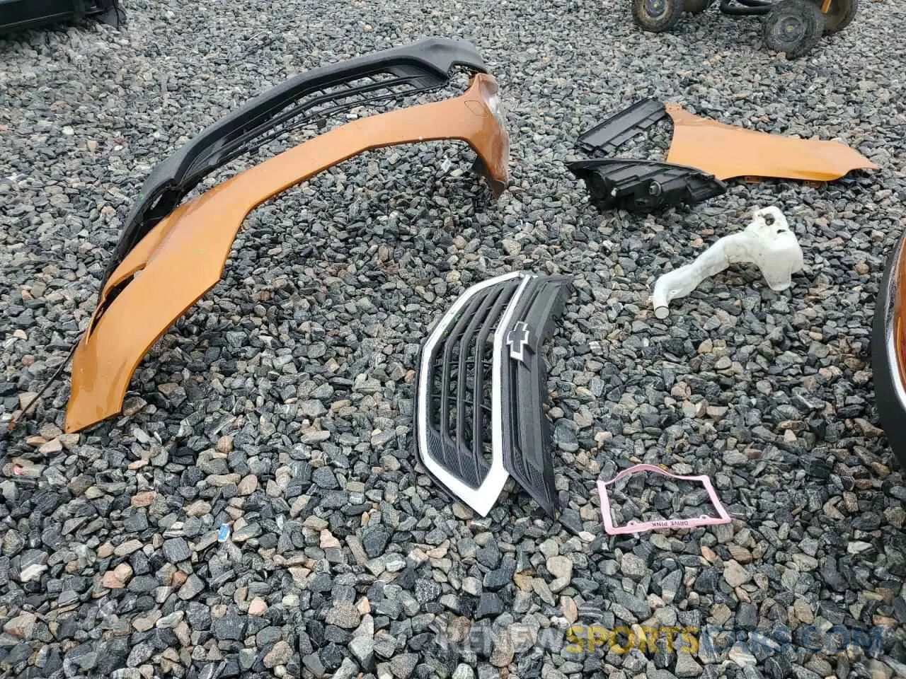 13 Photograph of a damaged car 2GNAXKEVXK6227200 CHEVROLET EQUINOX 2019