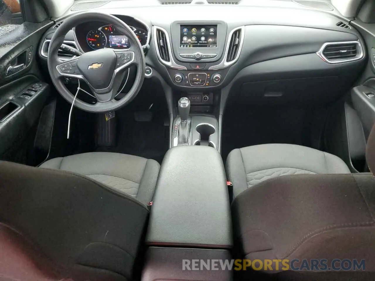 8 Photograph of a damaged car 2GNAXKEVXK6227200 CHEVROLET EQUINOX 2019