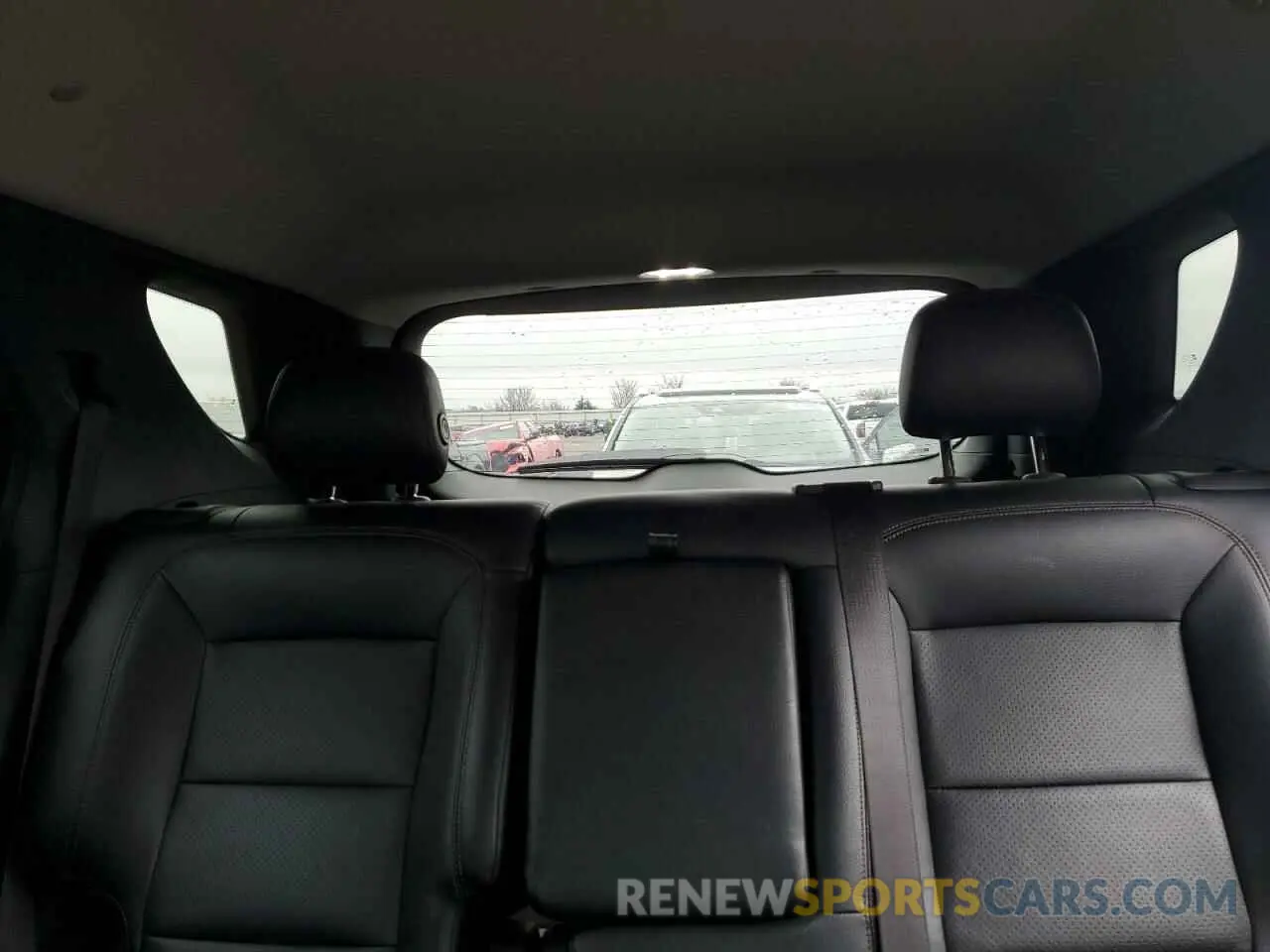 10 Photograph of a damaged car 2GNAXKEVXK6228136 CHEVROLET EQUINOX 2019