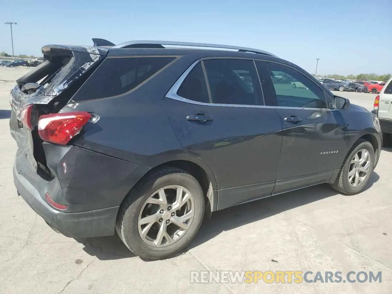 3 Photograph of a damaged car 2GNAXLEX0K6127338 CHEVROLET EQUINOX 2019