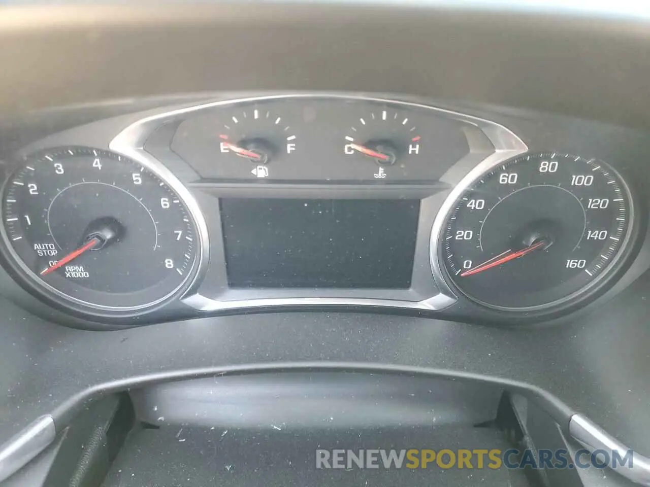 9 Photograph of a damaged car 2GNAXLEX0K6241761 CHEVROLET EQUINOX 2019