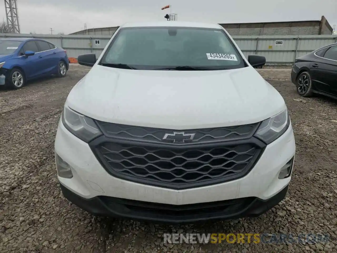 5 Photograph of a damaged car 2GNAXLEX1K6195339 CHEVROLET EQUINOX 2019