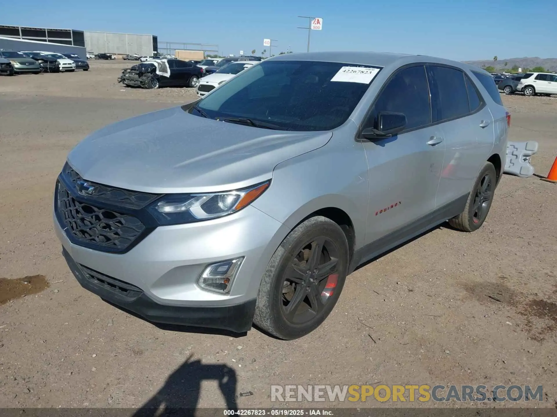 2 Photograph of a damaged car 2GNAXLEX1K6207599 CHEVROLET EQUINOX 2019
