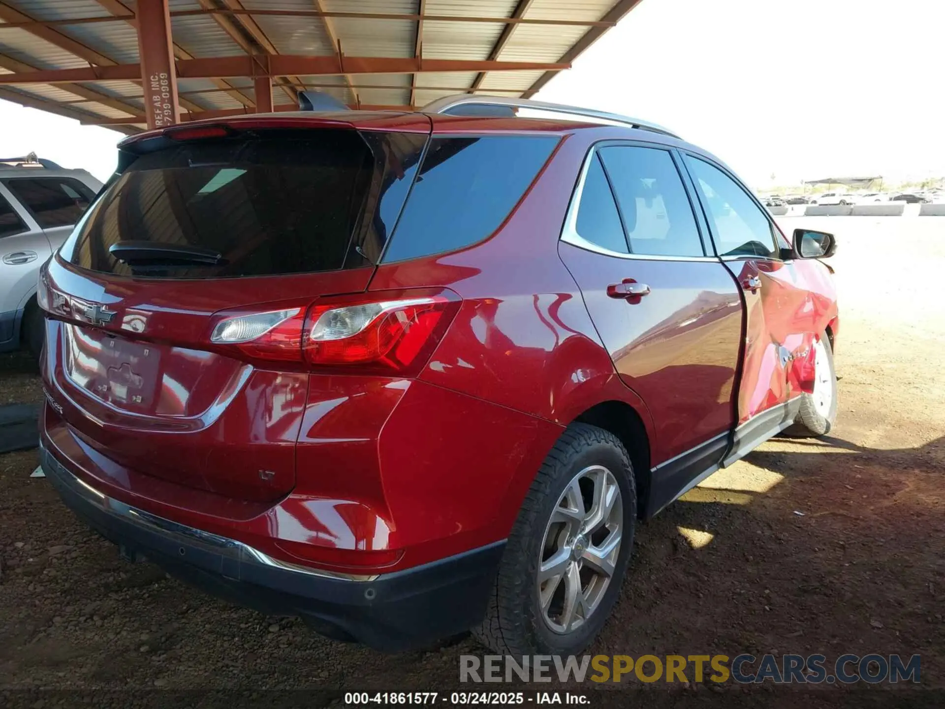 4 Photograph of a damaged car 2GNAXLEX1K6212771 CHEVROLET EQUINOX 2019