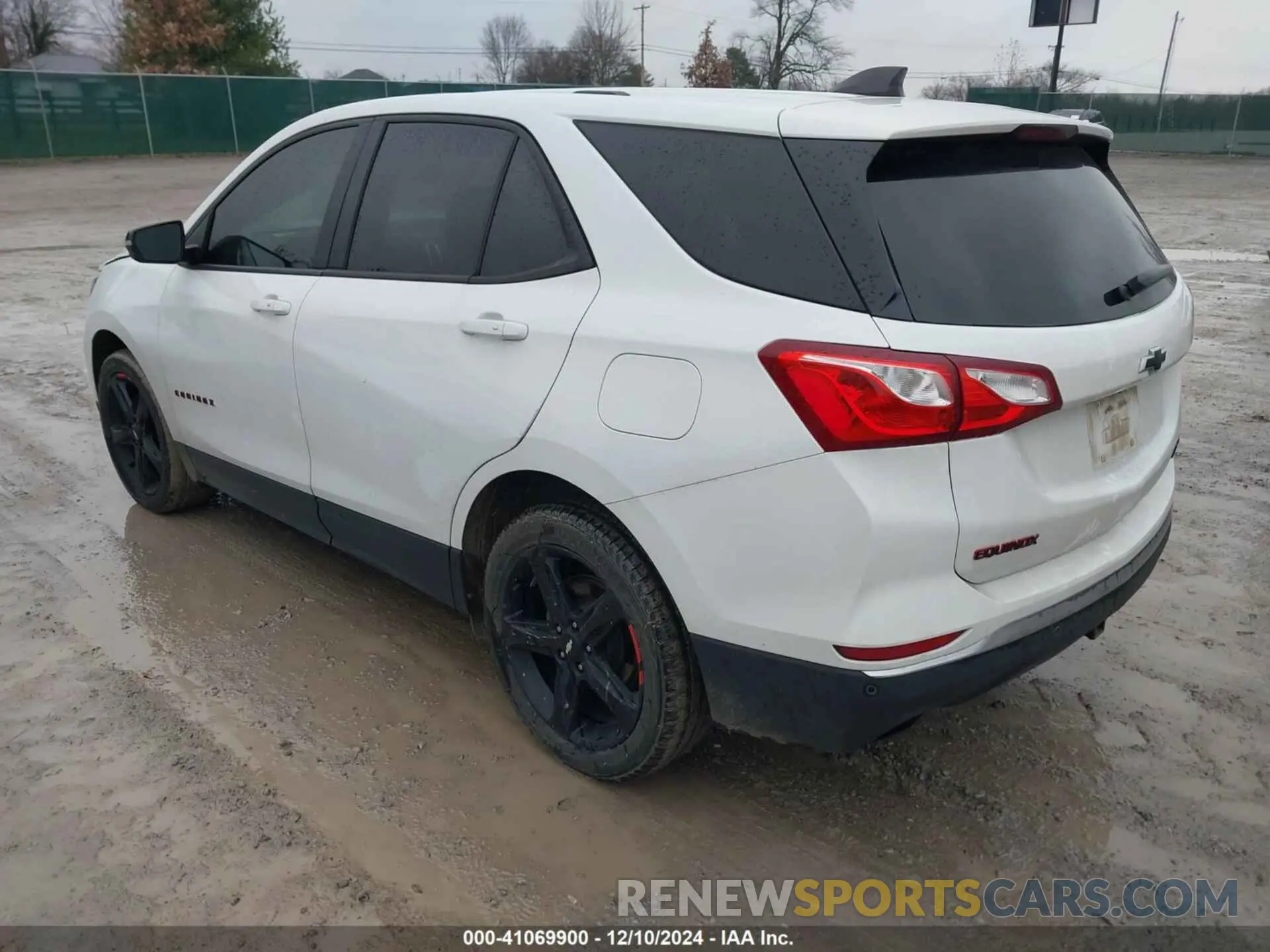 3 Photograph of a damaged car 2GNAXLEX2K6282229 CHEVROLET EQUINOX 2019