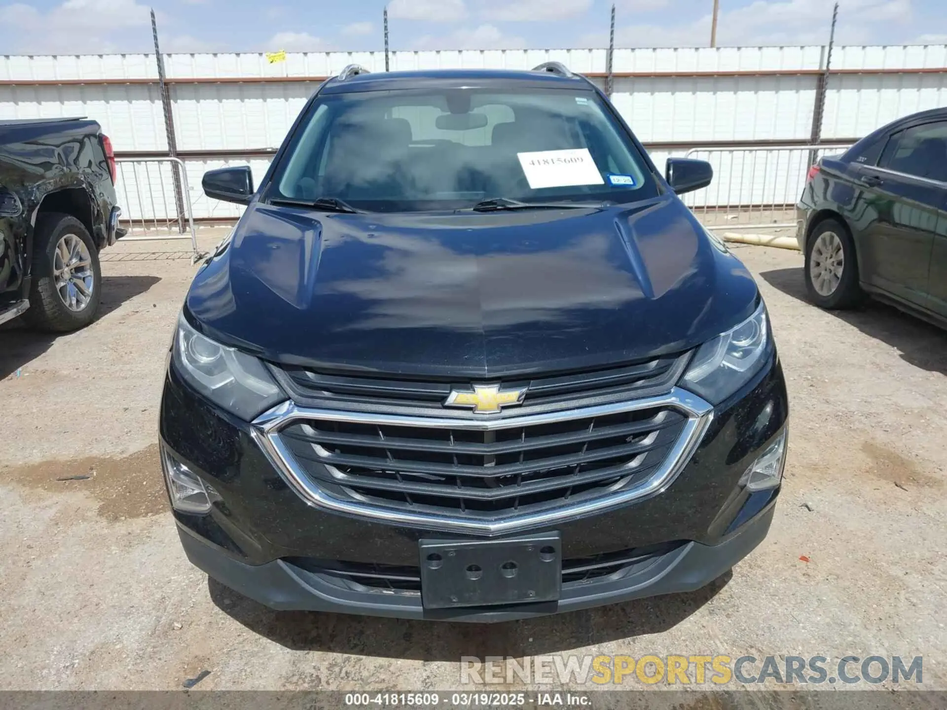 12 Photograph of a damaged car 2GNAXLEX3K6180440 CHEVROLET EQUINOX 2019