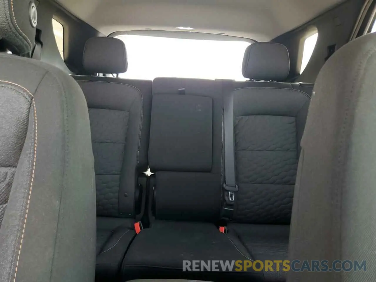 10 Photograph of a damaged car 2GNAXLEX4K6153358 CHEVROLET EQUINOX 2019