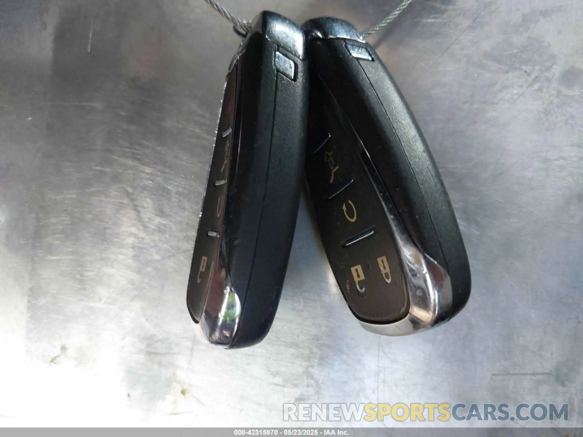 11 Photograph of a damaged car 2GNAXLEX6K6105506 CHEVROLET EQUINOX 2019