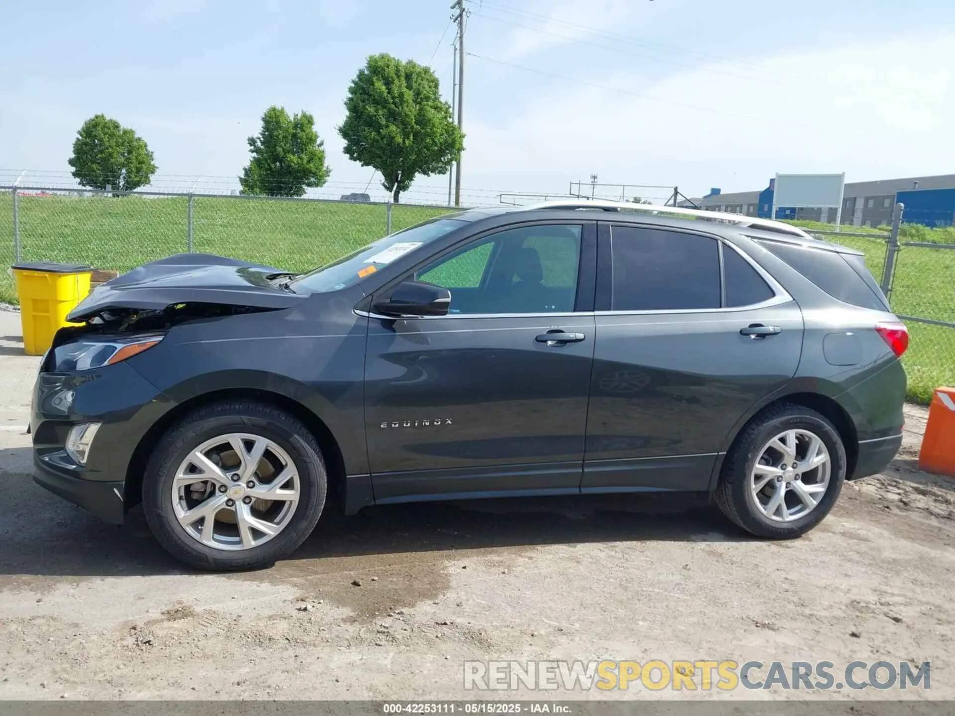 14 Photograph of a damaged car 2GNAXLEX6K6123469 CHEVROLET EQUINOX 2019