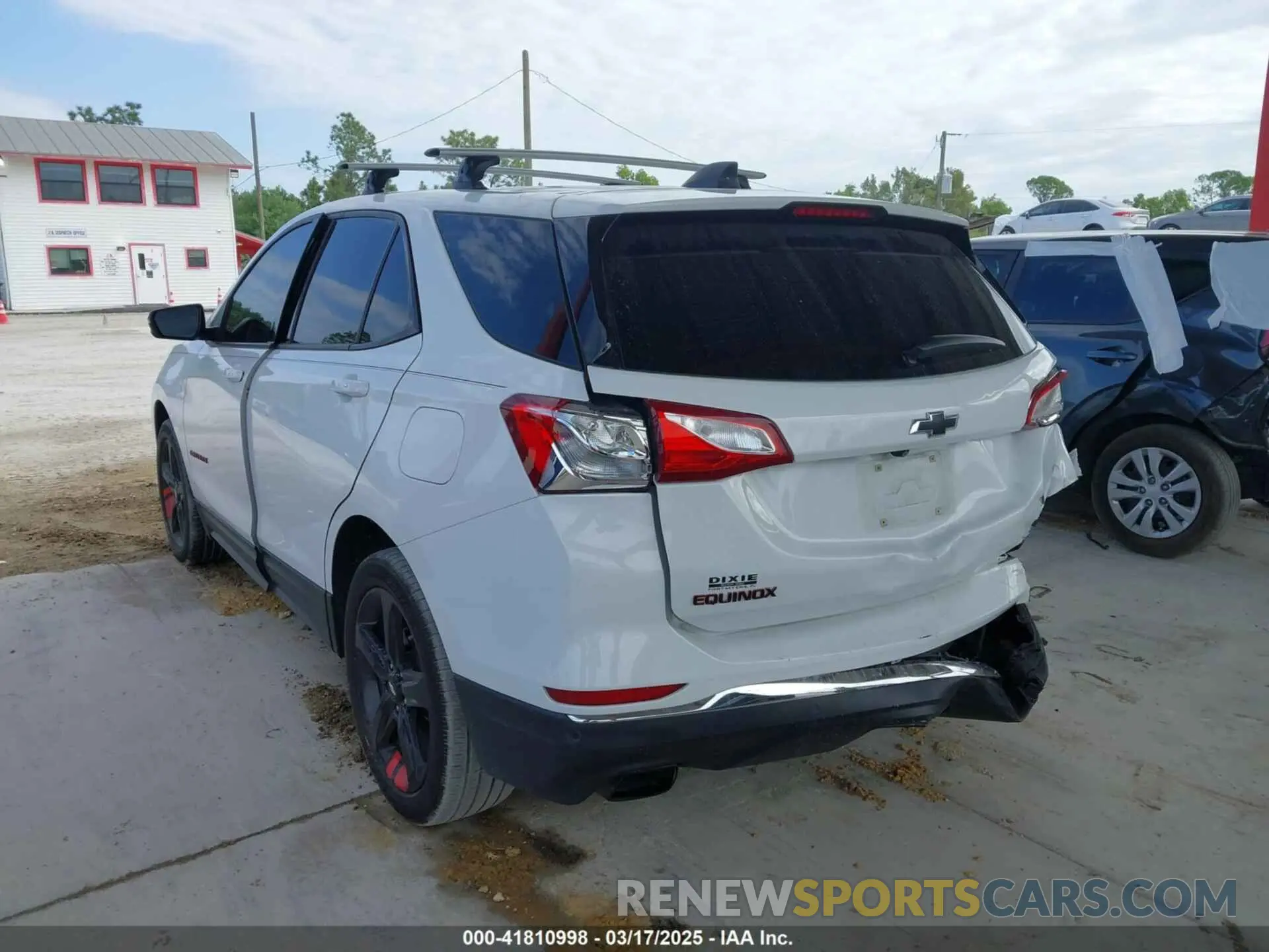 3 Photograph of a damaged car 2GNAXLEX6K6164443 CHEVROLET EQUINOX 2019