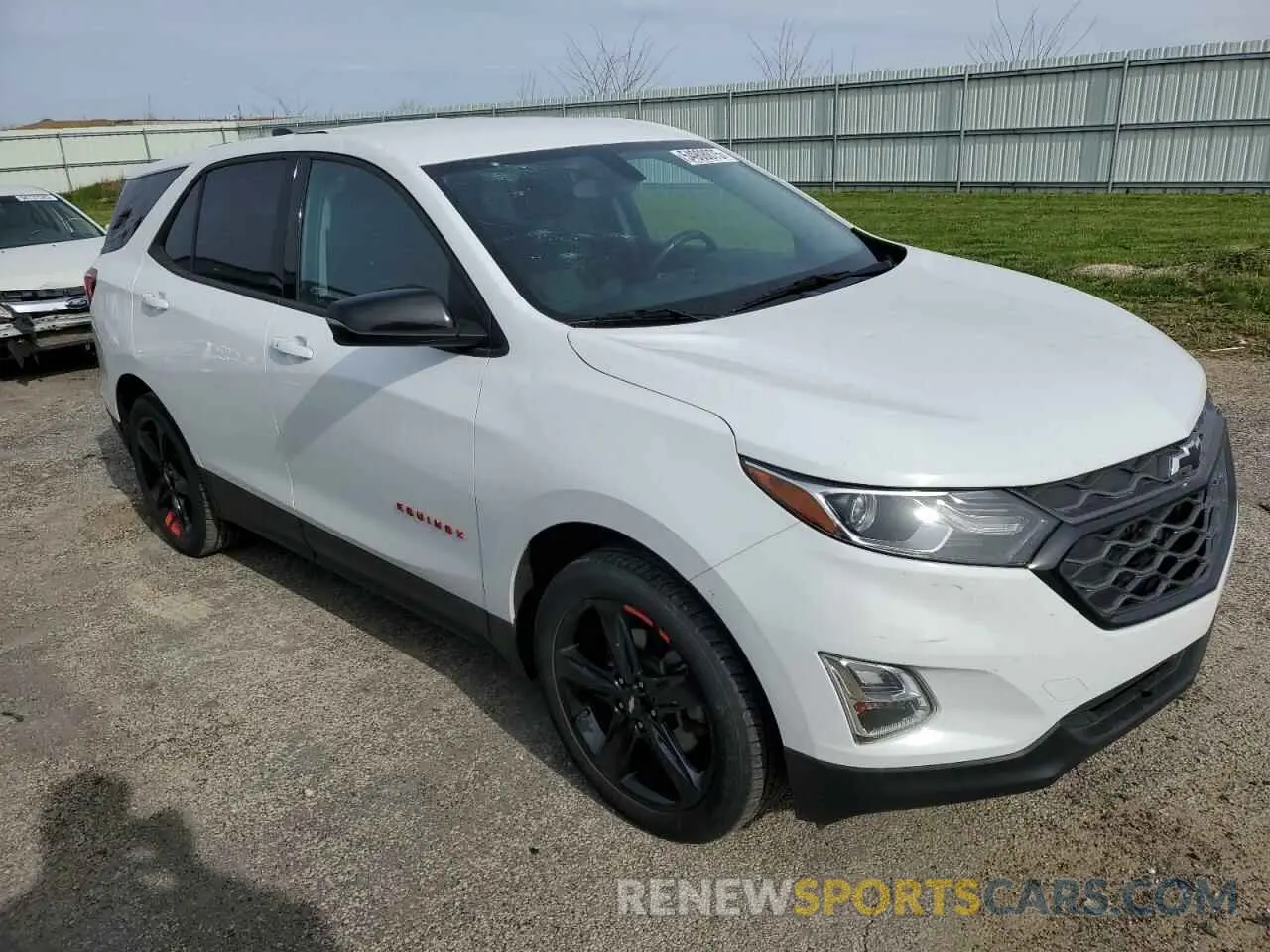 4 Photograph of a damaged car 2GNAXLEX6K6168363 CHEVROLET EQUINOX 2019