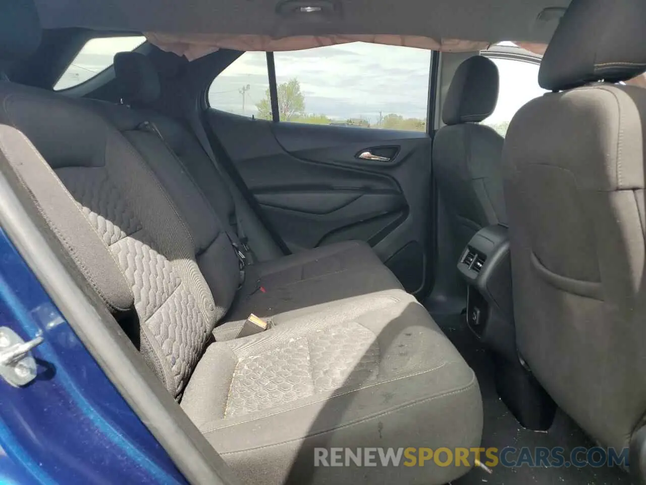 11 Photograph of a damaged car 2GNAXLEX6K6187303 CHEVROLET EQUINOX 2019