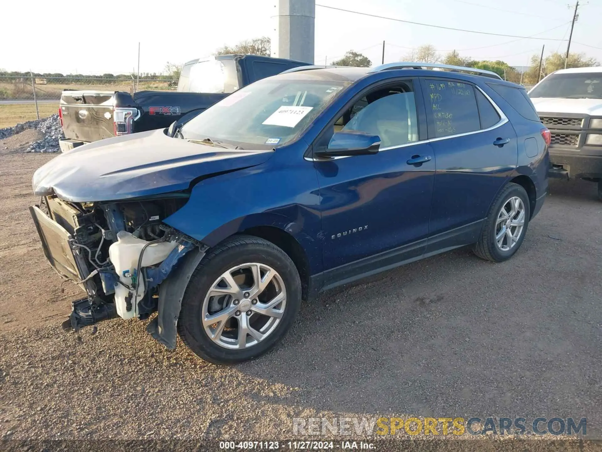 2 Photograph of a damaged car 2GNAXLEX6K6191061 CHEVROLET EQUINOX 2019