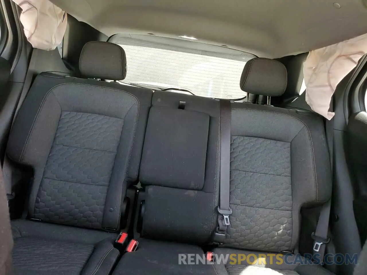 10 Photograph of a damaged car 2GNAXLEX8K6157655 CHEVROLET EQUINOX 2019