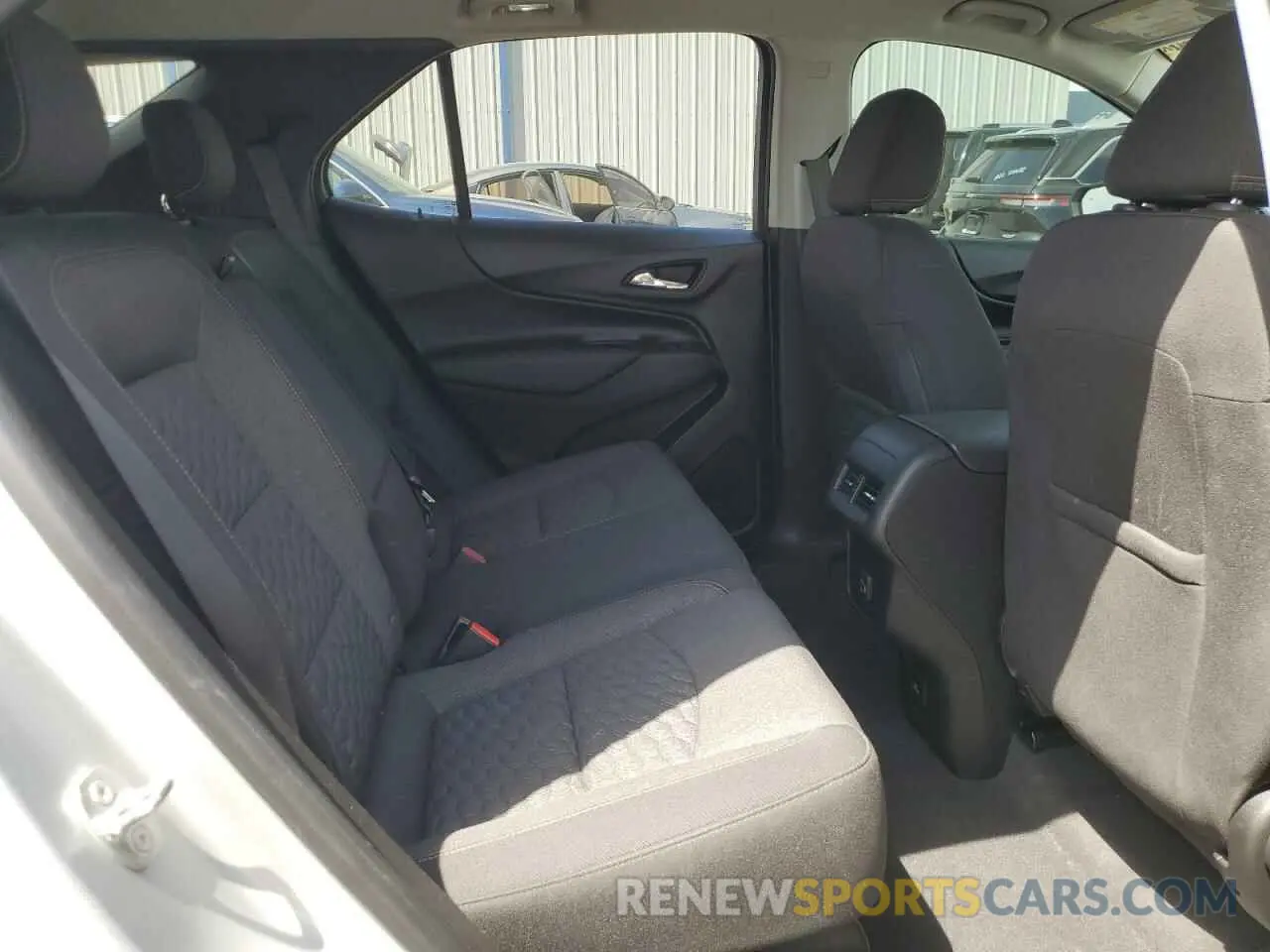 11 Photograph of a damaged car 2GNAXLEX8K6276354 CHEVROLET EQUINOX 2019